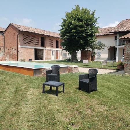 فيلا Cascina Carlo Borgo Borgo Aie المظهر الخارجي الصورة